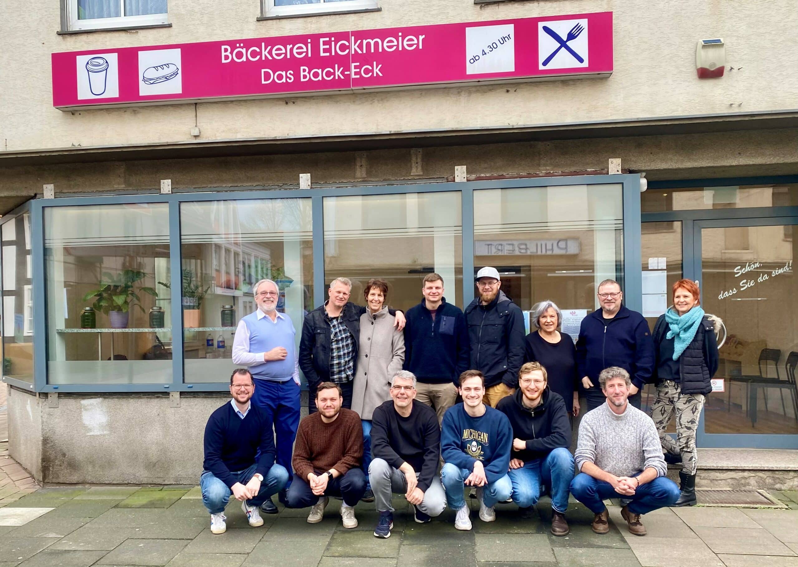 Gruppenbild_Aussen_01